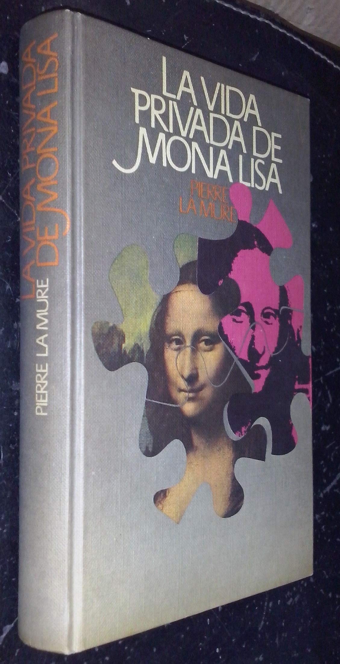 LA MADONA DE LAS SIETE LUNAS