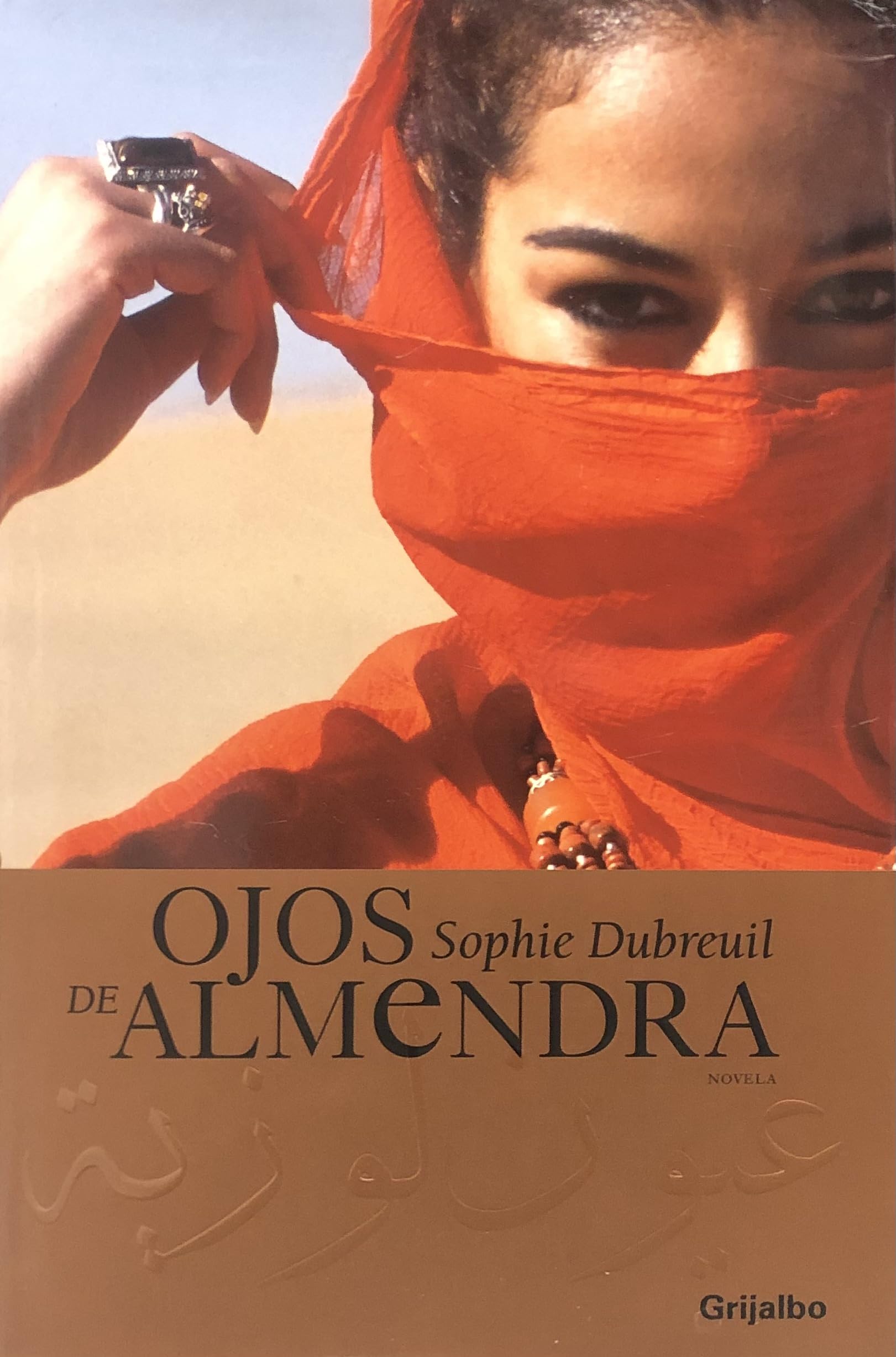 Ojos de almendra