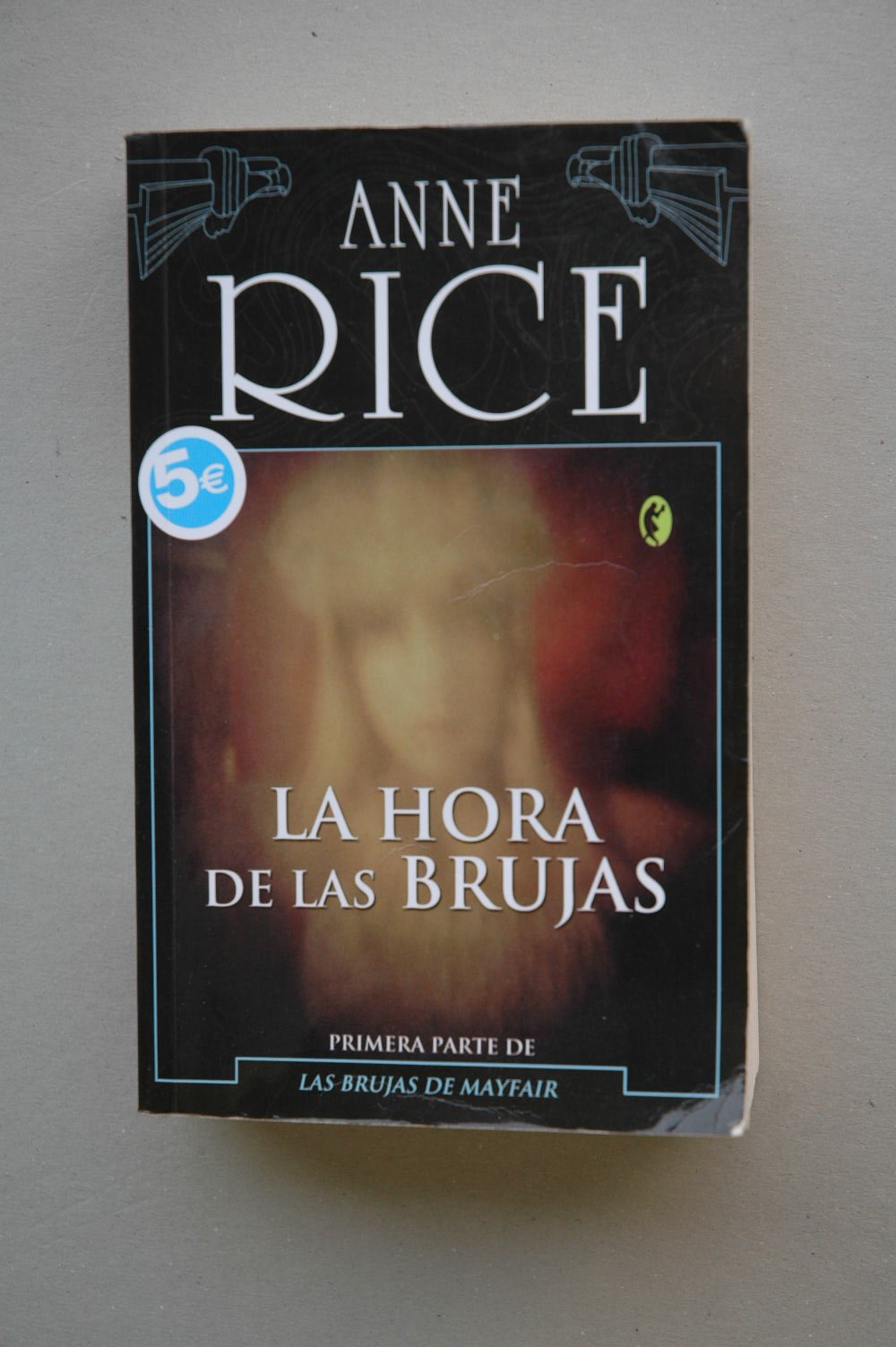 HORA DE LAS BRUJAS, LA: 00000 (BYBLOS)