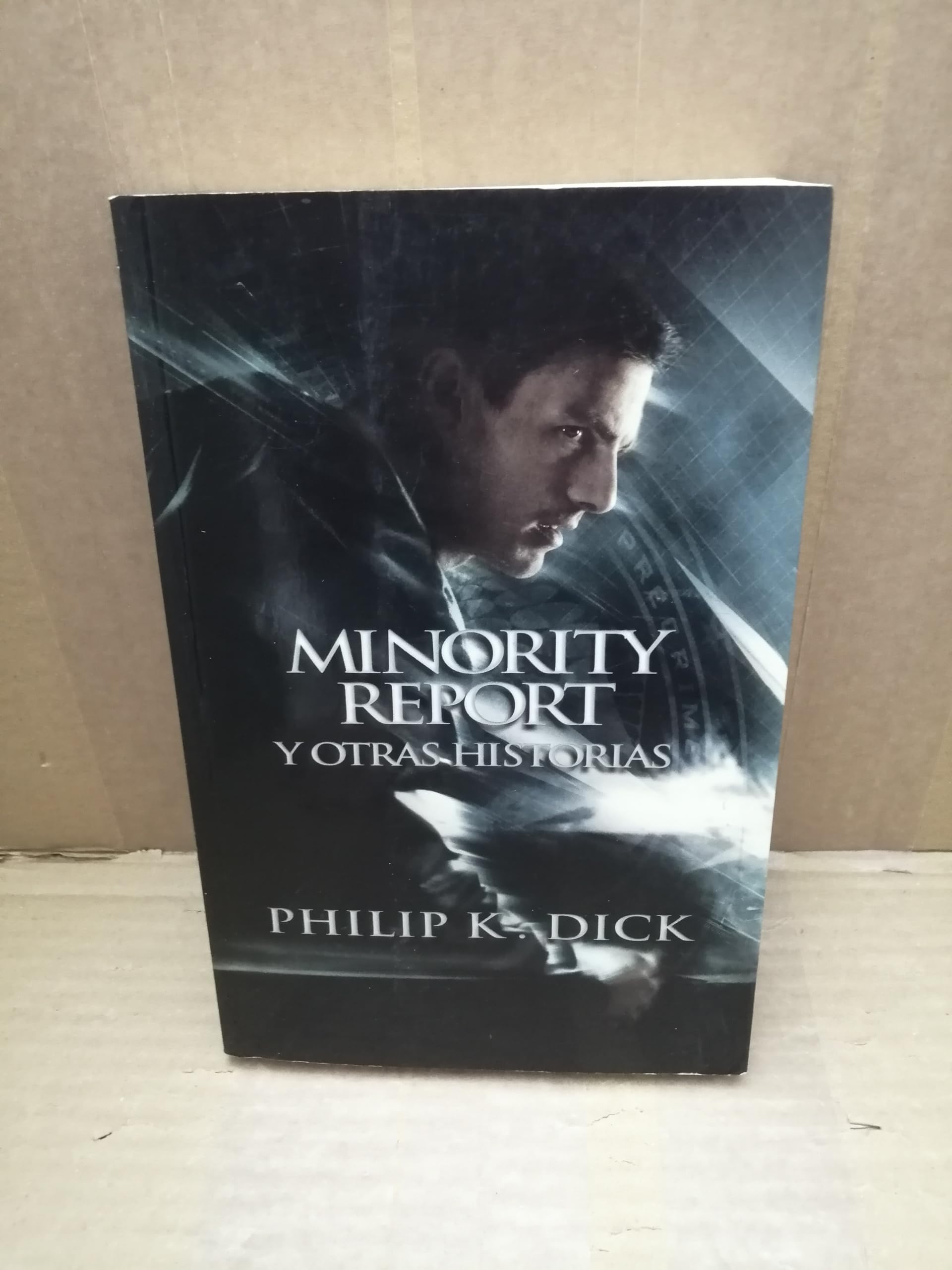 MINORITY REPORT: 00000 (VARIOS)